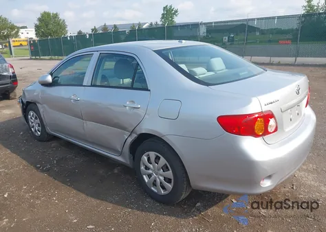2010 Toyota Corolla Le z USA, uszkodzony, nr VIN 2T1BU4EE9AC263734